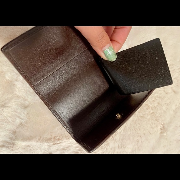 Preloved Authentic Gucci 6 Key Ring Holder - Picture 7 of 11